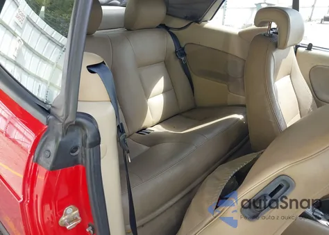 2001 Saab 9-3 Se z USA, uszkodzony, nr VIN YS3DF75K917003208